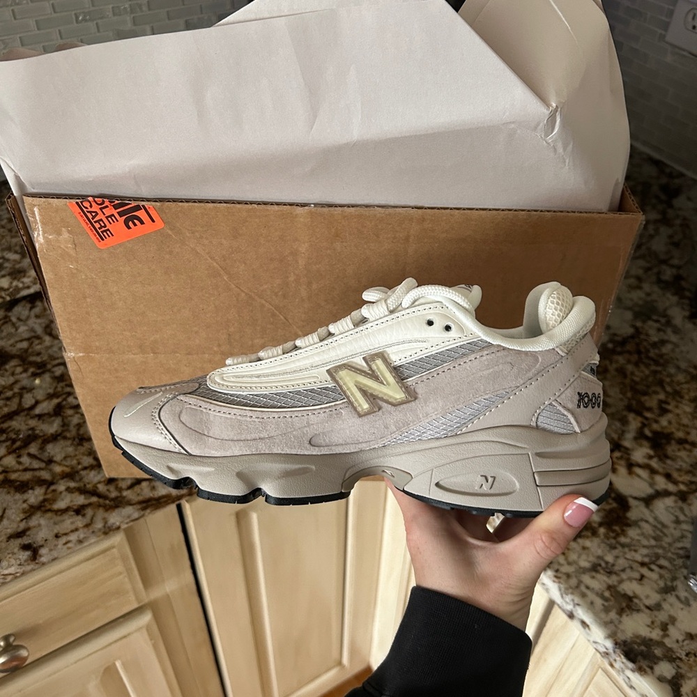 New Balance rare Moonstone